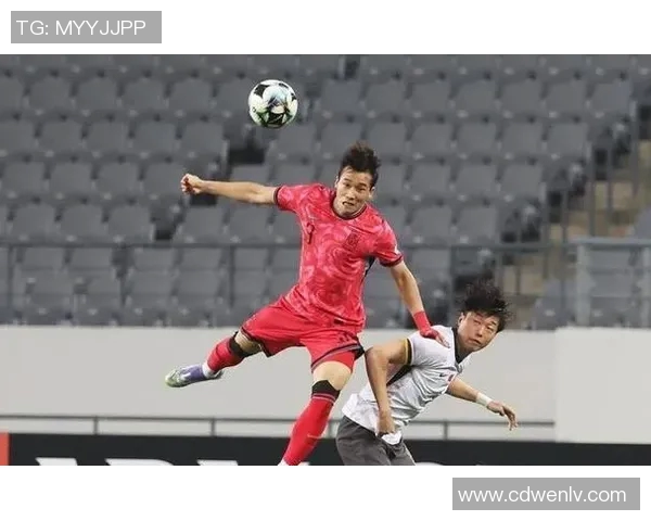 国足对阵日本东亚杯精彩直播全程回顾与赛后分析 国足对阵日本东亚杯精彩直播全程回顾与赛后分析