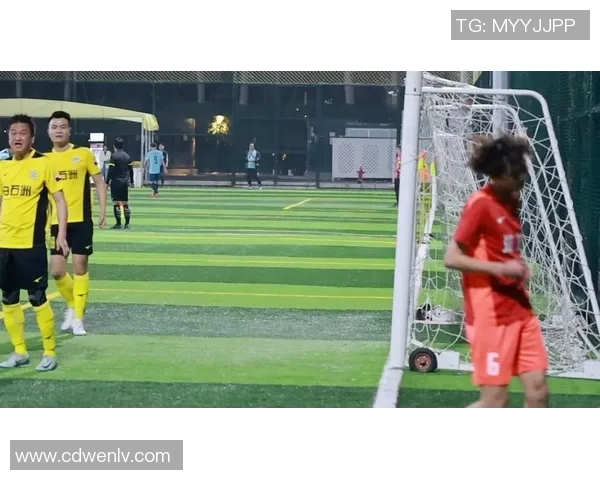 黔灵公园足球比赛精彩瞬间回放与精彩评论分享